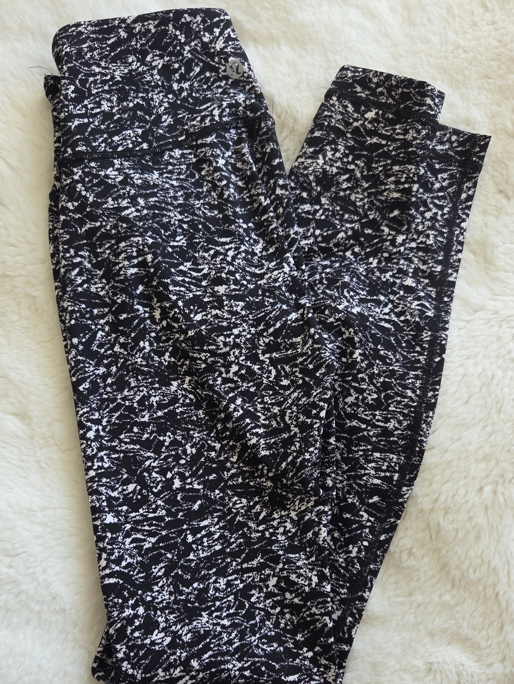 lululemon athletica Black & White Printed Leggings Size 4